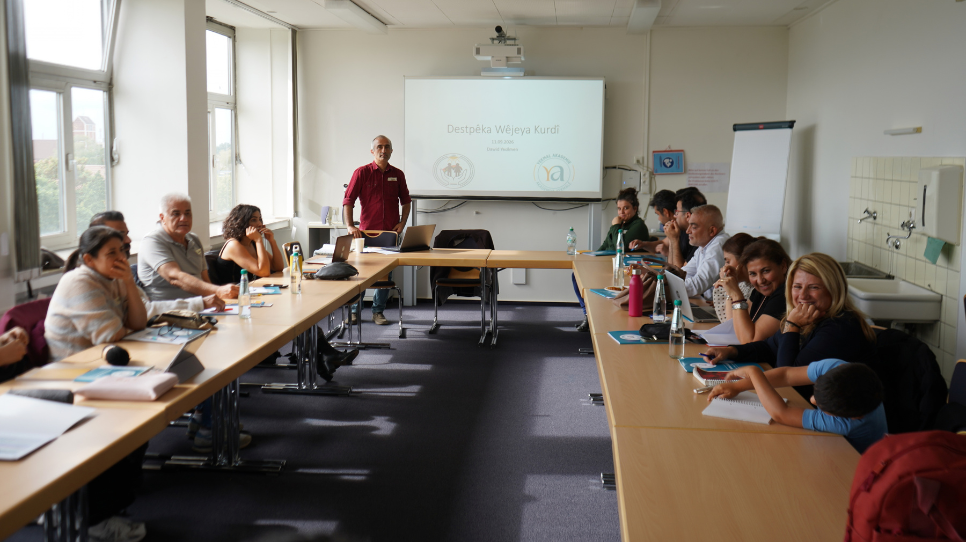 Start des Qualifizierungsprogramms f&uuml;r Kurdisch-Lehrkr&auml;fte in Bremen